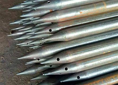 相山隧道钢花管现货