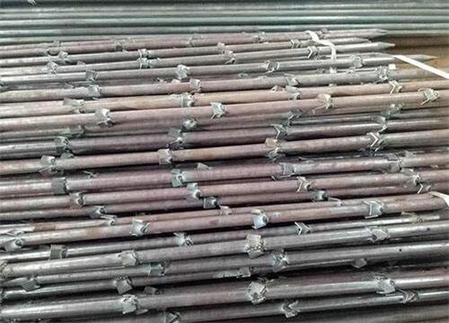 相山隧道钢花管